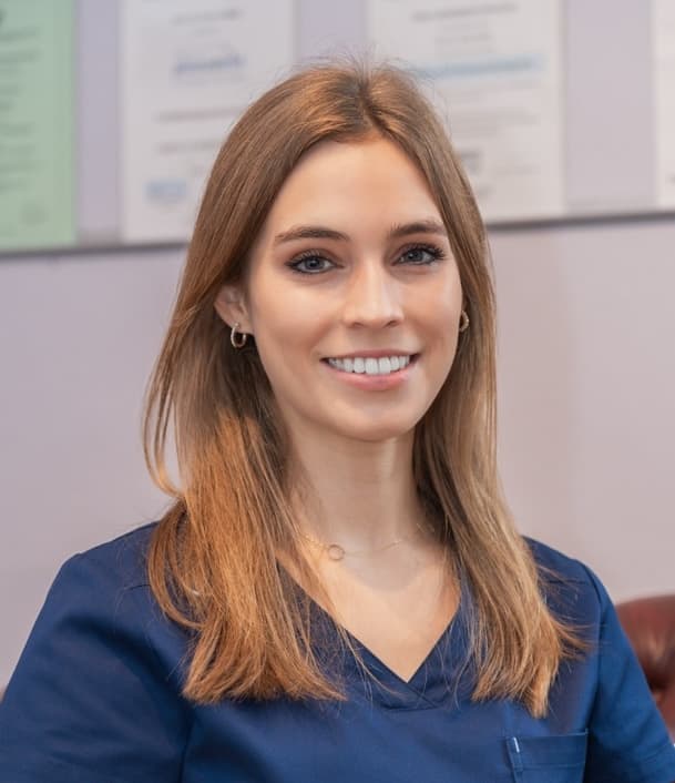 Foto von Dr. Isabella Liska, einem zufriedenen Kunden von Optimized-Web